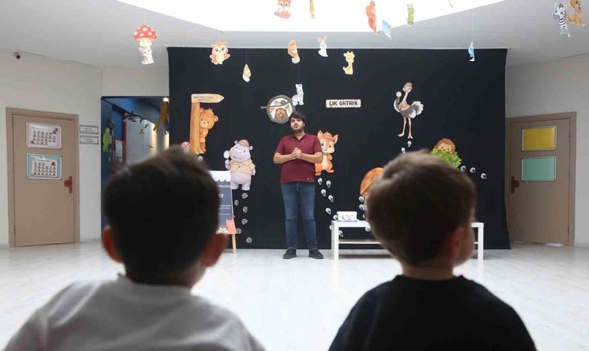 Miniklere veteriner hekimliğin kapıları açıldı: Çayırova'da hayvan sevgisi pekişti