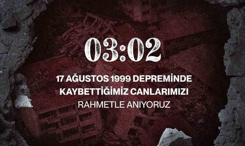 Gölcük depreminde kaybedilen canlar unutulmuyor