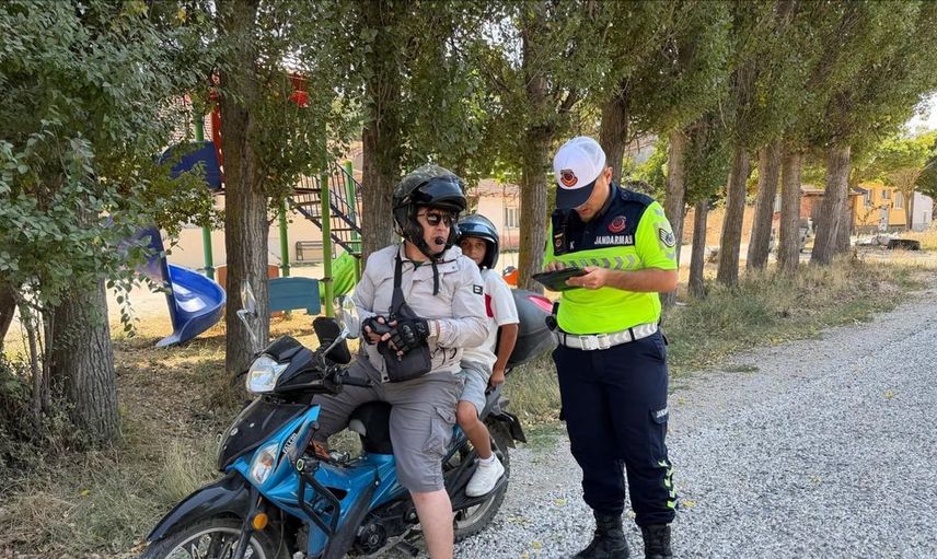 Bilecik'te motosiklet sürücülerine trafik güvenliği eğitimi