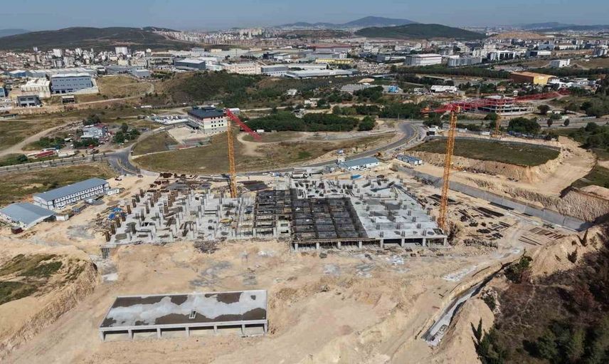 Çayırova Devlet Hastanesi inşaatı devam ediyor