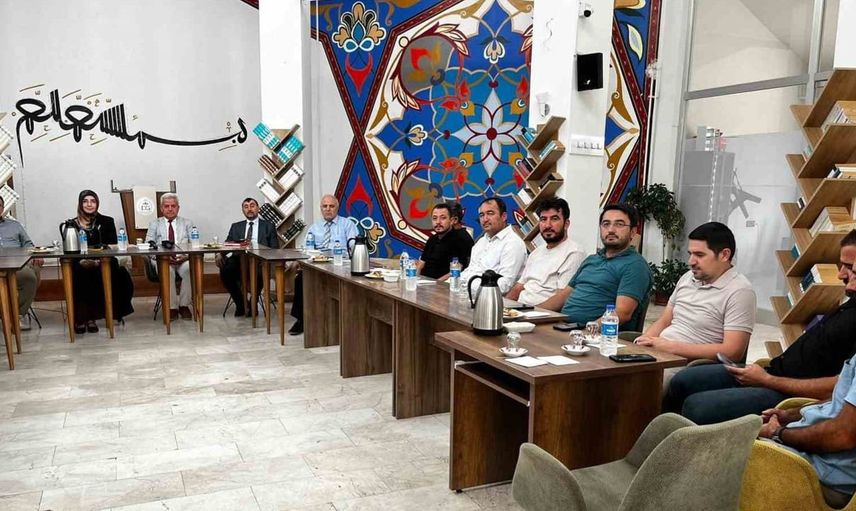 Yeni eğitim döneminde manevi danışmanlık hizmetleri üzerine istişare toplantısı yapıldı