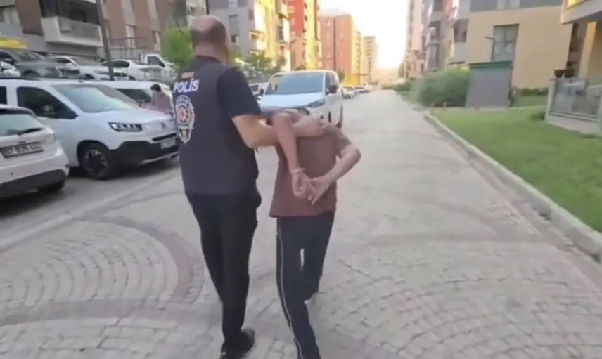 Bayburt’ta internet dolandırıcılığı yapan şüpheli tutuklandı