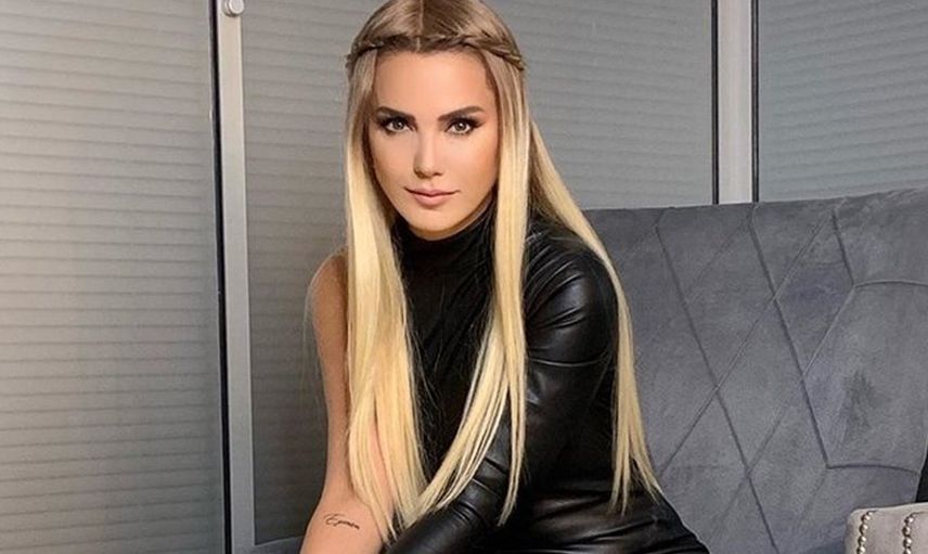 Ece Erken Eşi Şafak Mahmutyazıcıoğlu’nun Vefatının Ardından Sessizliğini Cenaze Törenini Duyurarak Bozdu