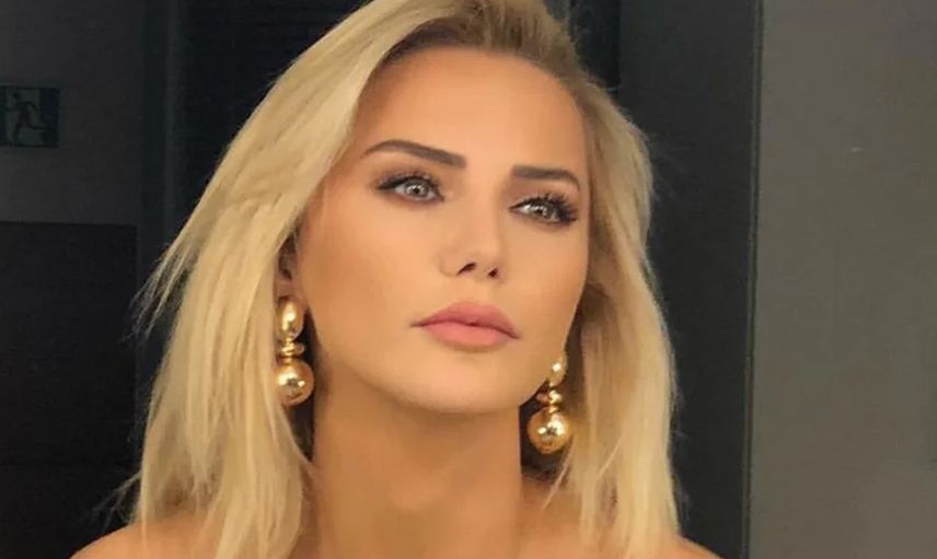 Ece Erken rahmetli eşi Şafak Mahmutyacıoğlu'nun ardından dönen dolapları sosyal medya hesabından ifşaladı