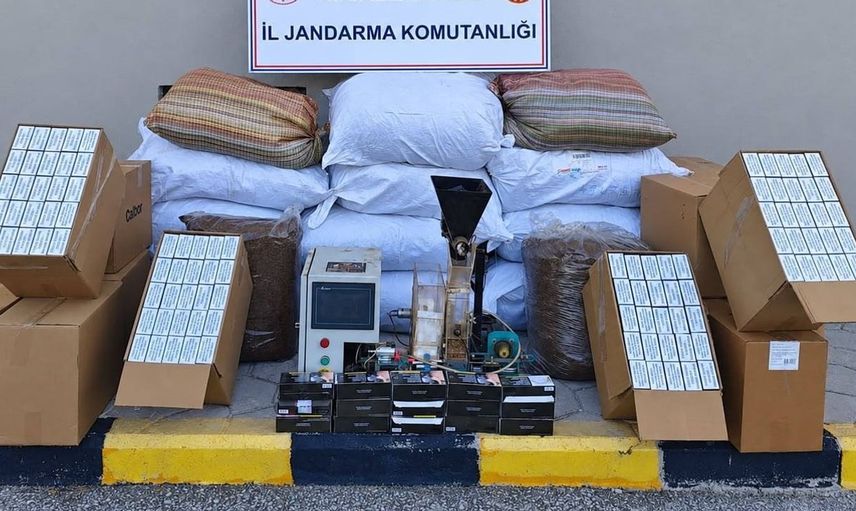 Kocaeli'de yapılan operasyonda milyonluk kaçak tütün ele geçirildi