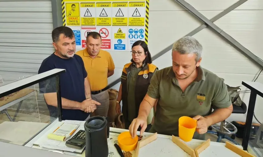 Yığılca'da fındık üreticilerine kolaylık sağlayan yeni alım merkezi hizmete açıldı