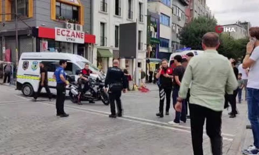 Fatih'teki döviz bürosunda silahlar konuştu: 2 kişi hayatını kaybetti, 2 yaralı