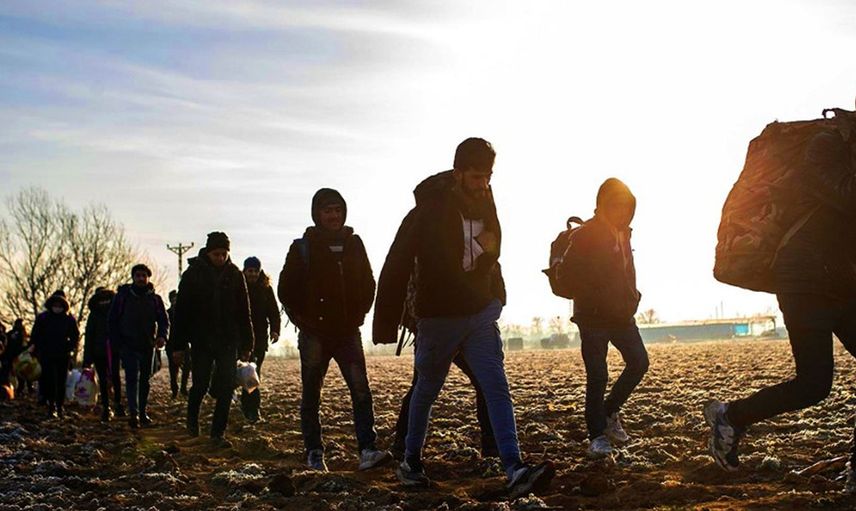 Edirne güvenlik güçleri düzensiz göçmenleri yakaladı!