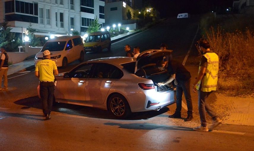 Edirne'de Trafik ve Asayiş Denetiminde Şüpheliler Yakalandı