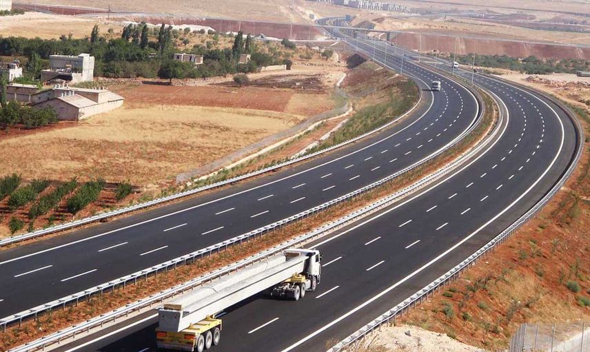 Edirne'den Şanlıurfa'ya uzanan otoyollara yeni uygulama! Yarından itibaren geçerli olacak otoyollarda hız sınırı arttırıldı!