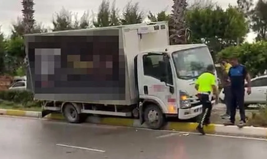 Manavgat'ta direksiyon başında fenalaşan sürücü hastaneye kaldırıldı