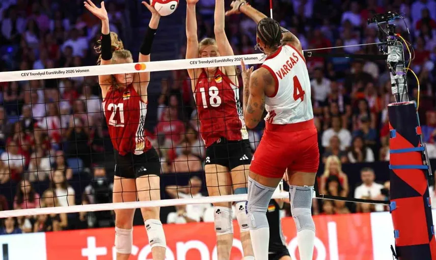 A milli kadın voleybol takımı, Avrupa şampiyonasında yarı finale yükseldi