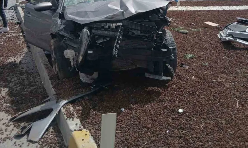 Afyonkarahisar'da otomobil kazasında 7 kişi hastaneye kaldırıldı