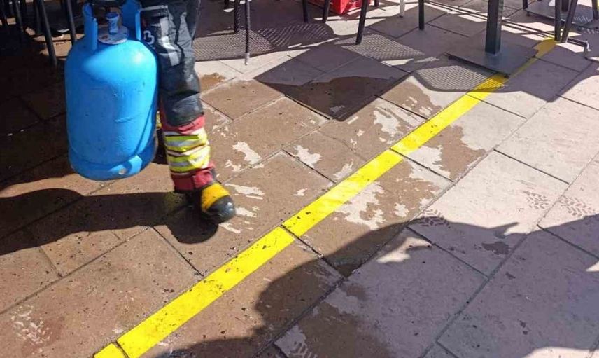 Burhaniye'de yangın panik yarattı: Yangının çıkış nedenleri araştırılıyor
