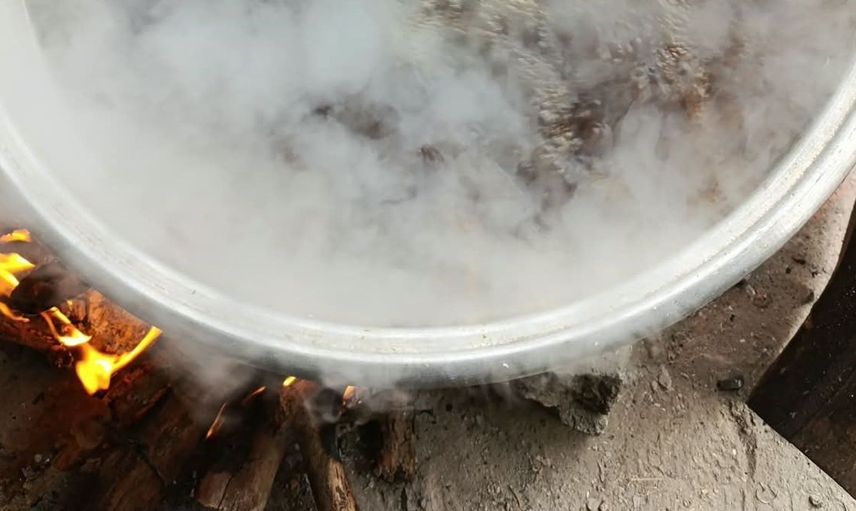 Selendi'de üzüm hasadı sona erdi, pekmez kazanları dolup taşmaya başladı