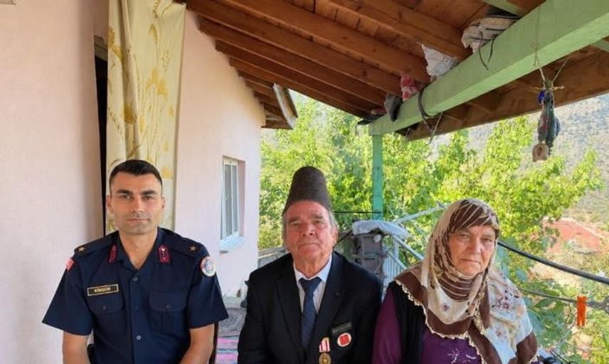 Bilecik'te jandarmadan şehit yakınları ve gazilere anlamlı vefa ziyareti