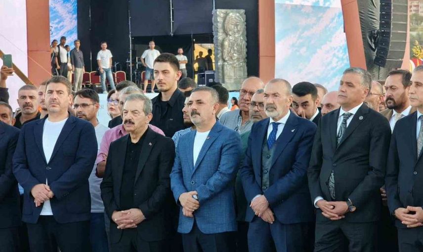 Sincan'da Türk Dünyası Festivali coşkuyla başladı