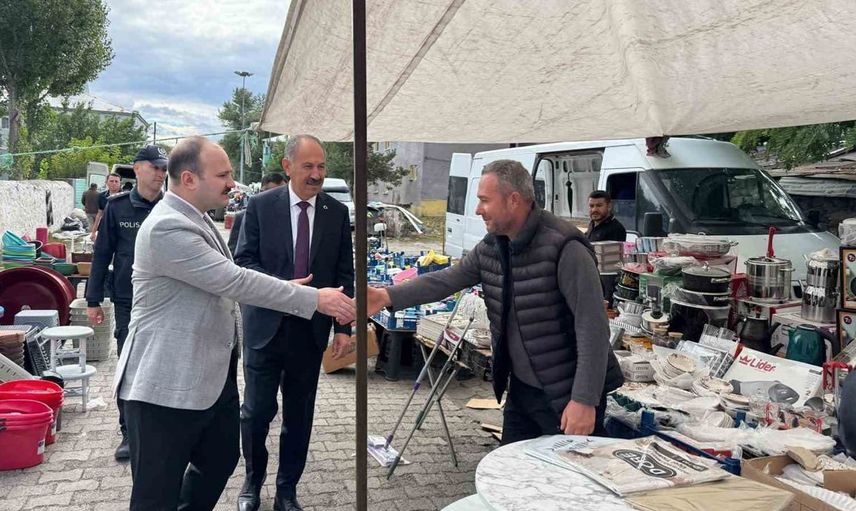 Arpaçay'da kaymakam ve başkan esnafla buluştu