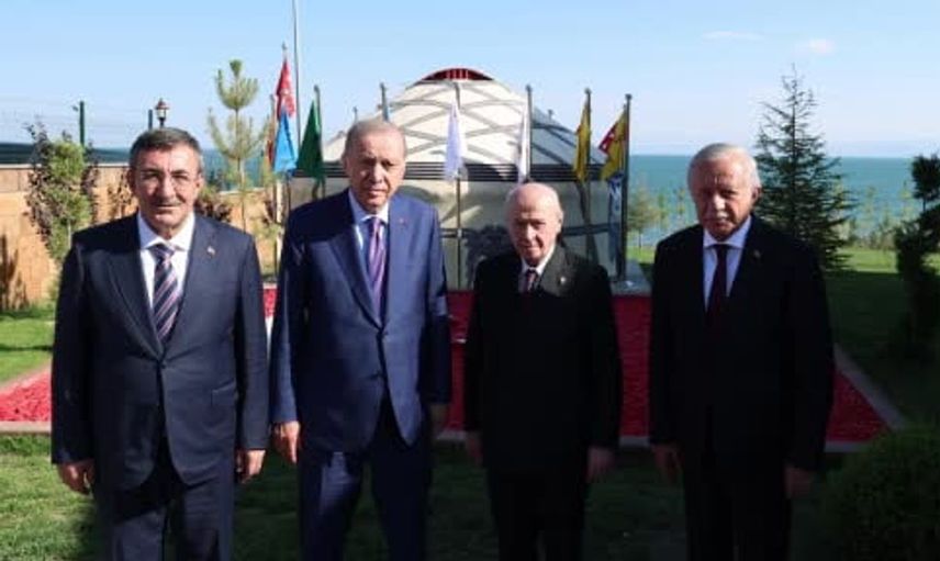 Malazgirt Zaferi'nin yıl dönümünde Erdoğan ve Bahçeli bir araya geldi