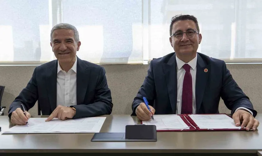 İEÜ Medical Point ve İYTE sağlık teknolojilerinde iş birliği kurdu