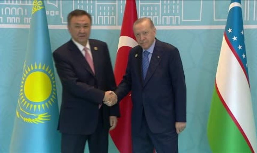 Ankara'da Türk devletleri zirvesi: Erdoğan liderleri kapıda karşıladı