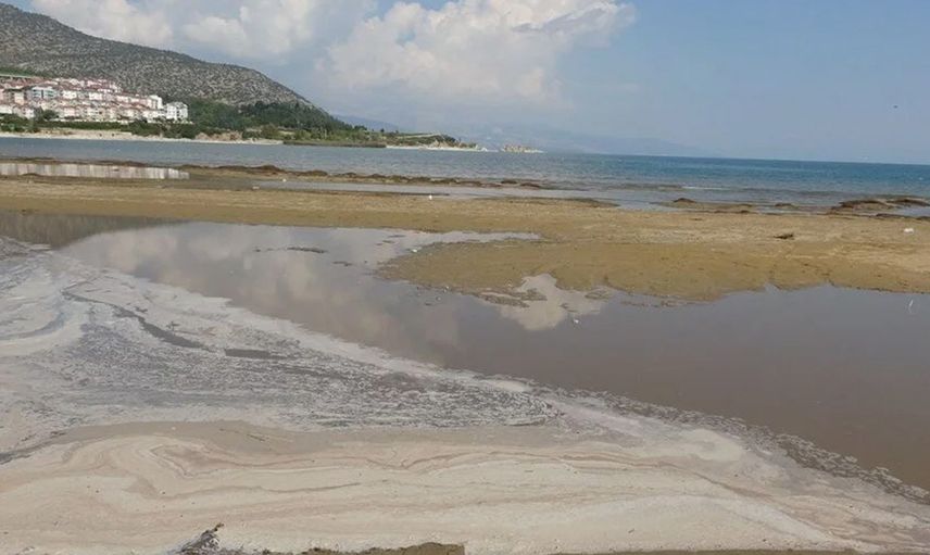 Eğirdir Gölü'ne Atık Su Karıştığı İddiaları Üzerine İnceleme Başlatıldı