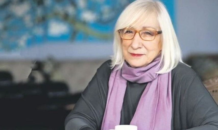 Eğitimci Yazar Alev Alatlı yaşamını yitirdi