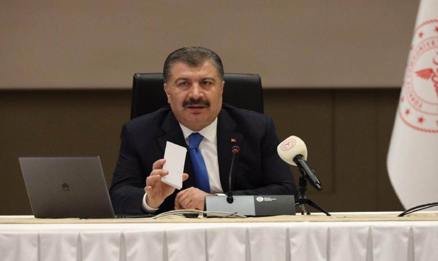 Eğitimde kısıtlama geri gelecek mi? Okullarda maske zorunluluğu olacak mı? Sağlık Bakanı Koca’dan kısıtlama açıklaması