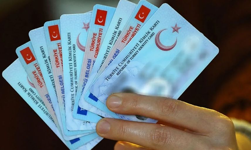Ehliyetlerin yenilenmesi için son tarih yaklaşıyor: Yenilemeyenler için ceza katlanacak