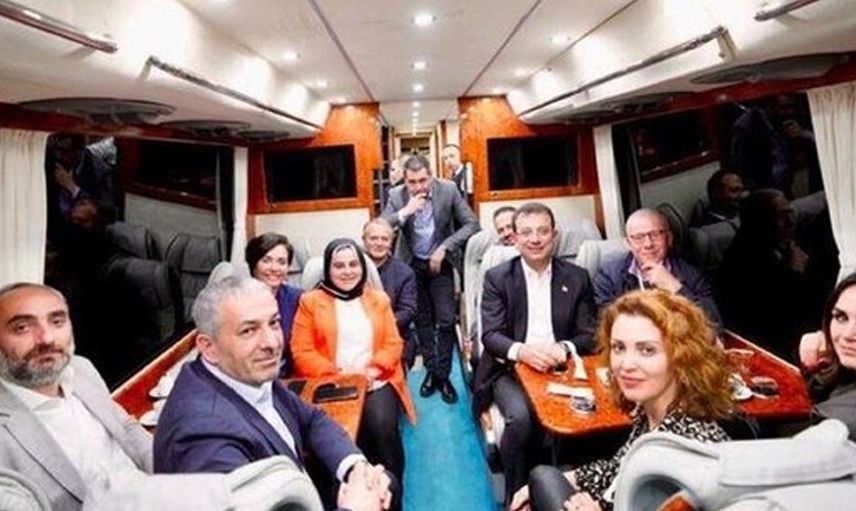 Ekrem İmamoğlu'ndan kendisini eleştiren sanatçılara cevap geldi: Vız gelir tırıs gider!