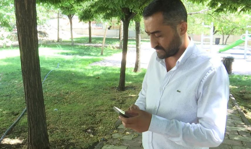 Elazığ’da bir garip olay: Her sabah uyandığında hesabına binlerce lira para yatmış oluyor