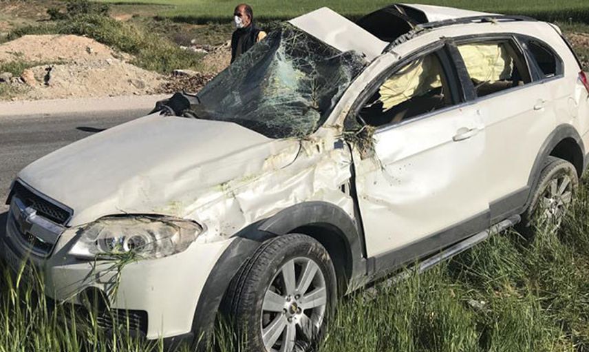 Elazığ’da Takla Atan Araçta 1’i Ağır 3 Kişi Yaralandı