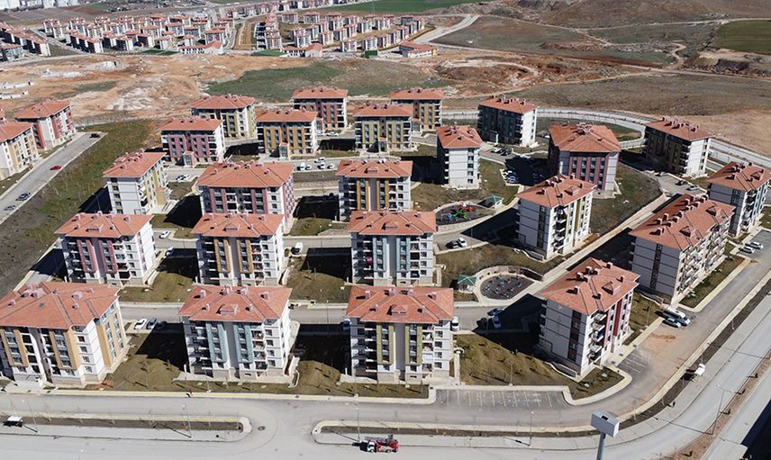 Elazığ'daki depremzedeler konutlarına kavuşuyor!