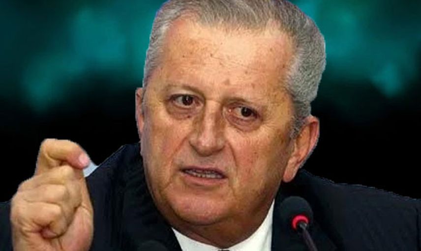 Ellerinde Telefonla Doğanlar Rıfat Serdaroğlu'nu Bilir mi?