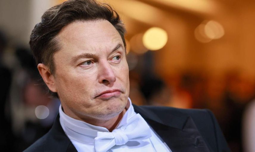 Elon Musk Guinness’e girdi: Tarihin en büyük servet kaybı