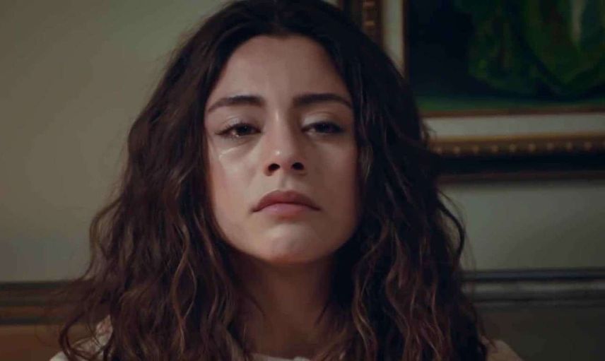 Emanet Seher diziden ayrıldı mı, yerine kim gelecek? Sıla Türkoğlu kimdir Sıla Türkoğlu diziden ayrılacak mı, neden ayrılıyor?