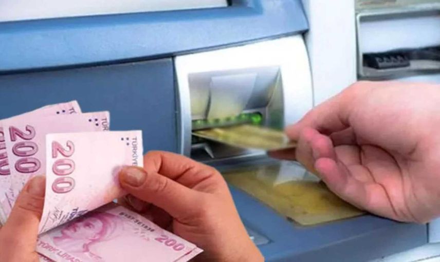 Emekli ikramiyelerine zam geldi mi? SSK, Bağkur ve memur emeklilerinin 2022 emekli bayram ikramiyeleri ne zaman yatacak?