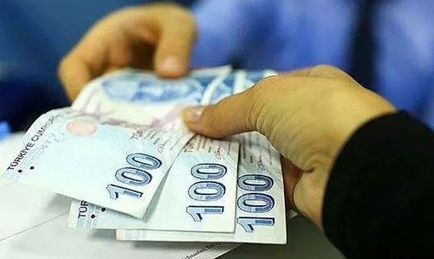 Emekli olacaklar bayram ikramiyesi alabilecek mi? SSK Bağ-Kur emeklisi olacaklar dikkat! Hesaplara yatmaya başladı