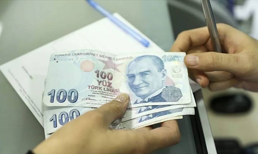 Emekli ve memura beklenen artış geliyor: İki ek ödeme yapılacak