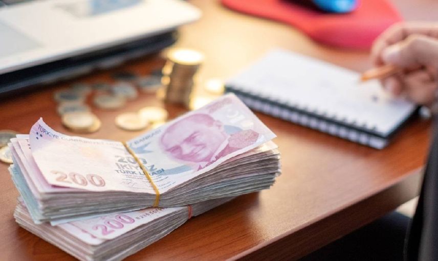 Emekliler kritik tarihi bekliyor: Ek maaş zammı yolda