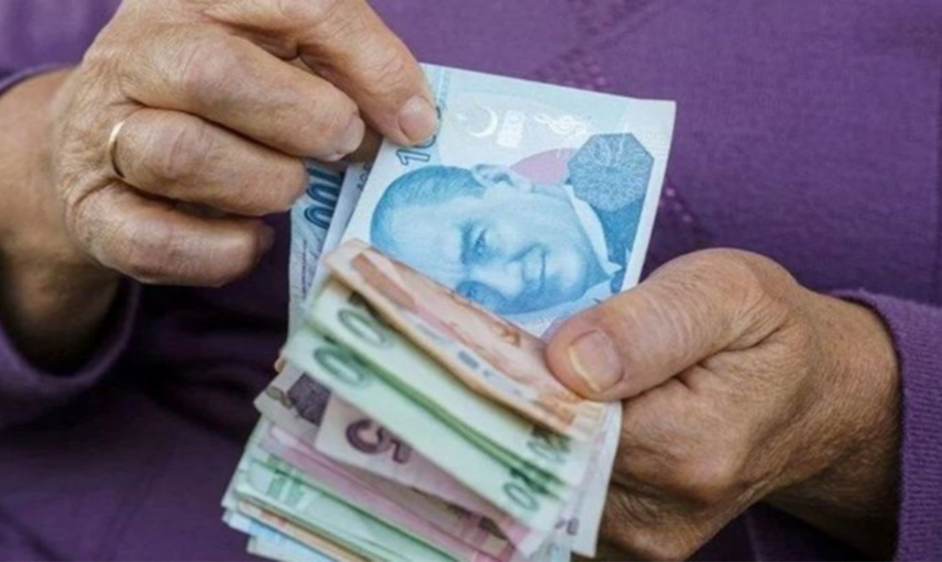 Emeklilere özel faizsiz 30.000 TL verileceği paylaşıldı! Bakanlıklar dahil herkes duyurusunu yaptı