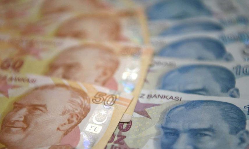 Emeklileri sevindiren haber gece yarısı geldi! Emekliler en az 5.753 TL maaş alacak