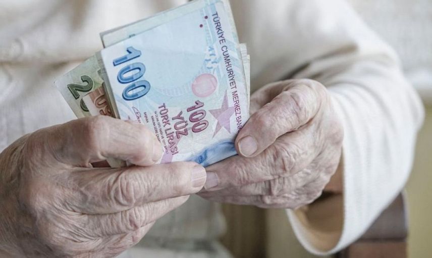 Emekliye çifte bayram: Çift maaş alacaklar