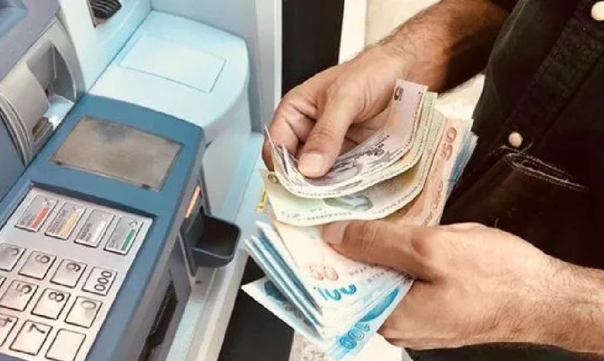 Emekliye müjde! Maaşınızı ikiye katlamanın formülü bu: Halk Bank, Finansbank Yapıkredi yarışa girdi!