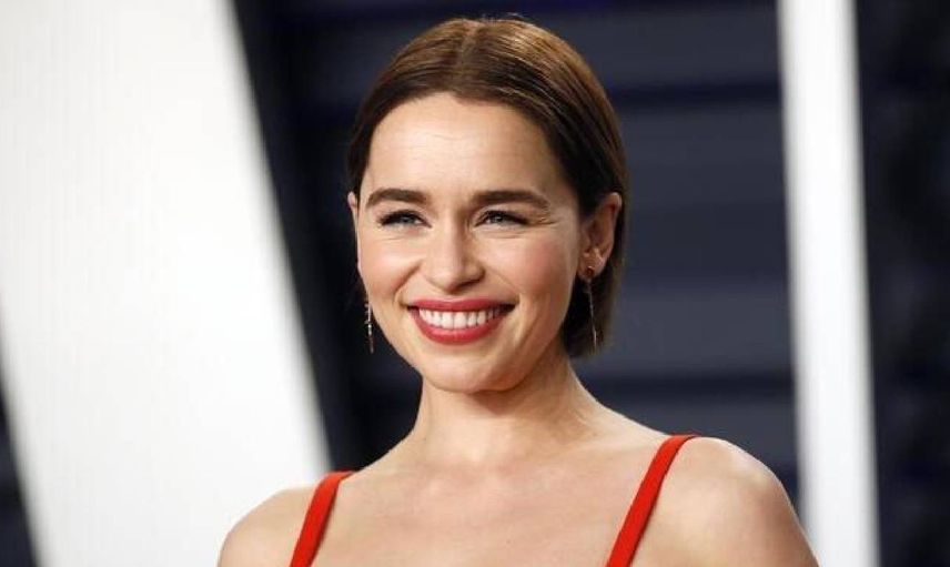 Emilia Clarke açıklamalarıyla herkesi şaşırttı! Beyin hasarlı gençler için kurduğu dernekle herkesin takdirini topladı
