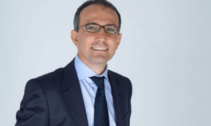 Emin Çapa Kimdir?