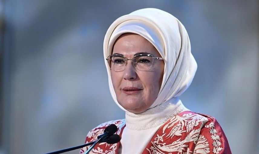 Emine Erdoğan'dan dikkat çeken paylaşım