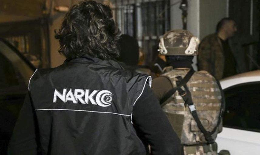 Emniyet’ten zehir tacirlerine operasyon: 1 tonun üzerinde yasaklı madde ele geçirildi
