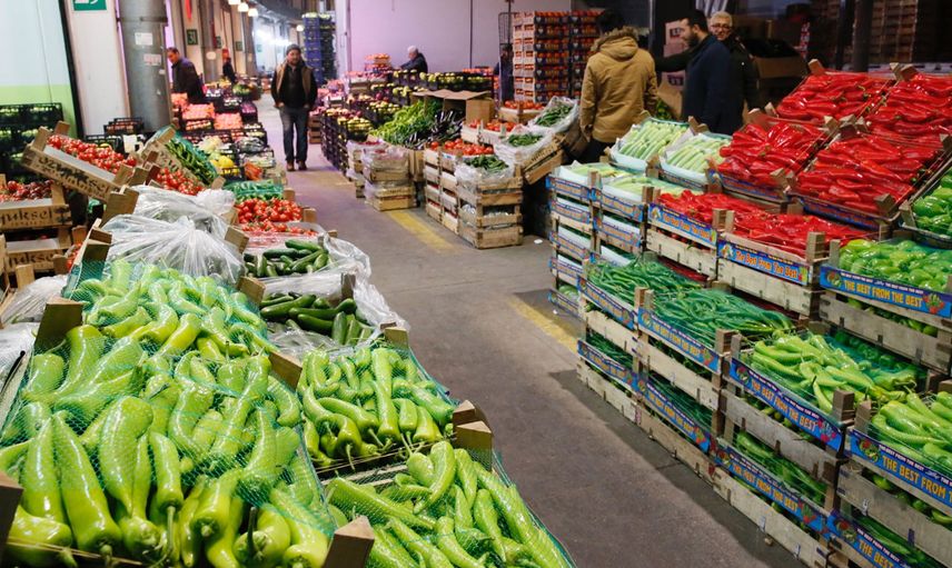 Enflasyon, en çok mutfakta hissediliyor! Sebze ve meyvelerin fiyatları cep yakıyor