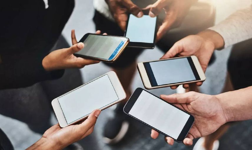 Enflasyon o sektörü de vurdu! Telefon satışlar ilk defa düşüşe geçti